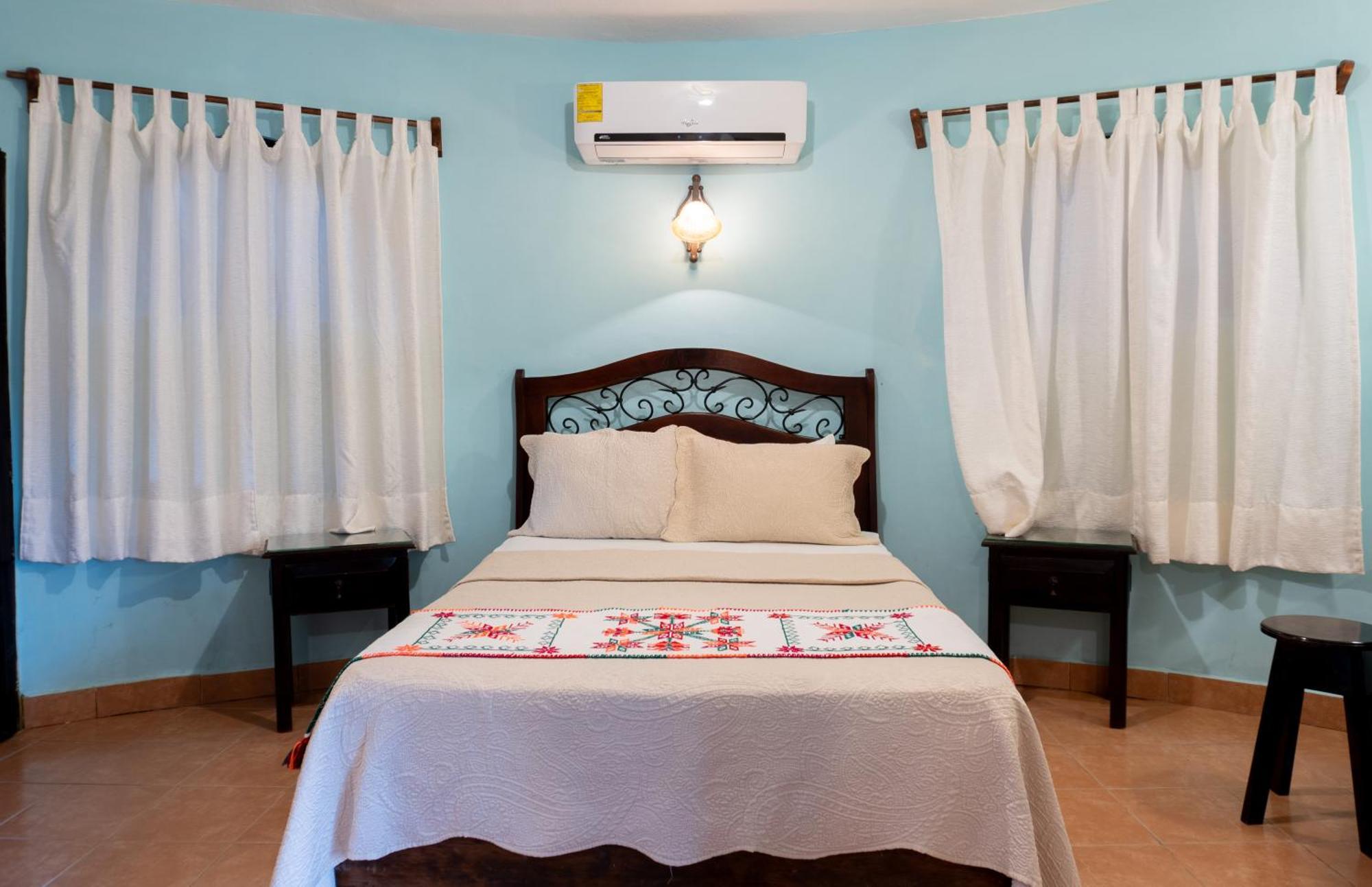Hotel Paraiso Encantado Ксилитла Екстериор снимка